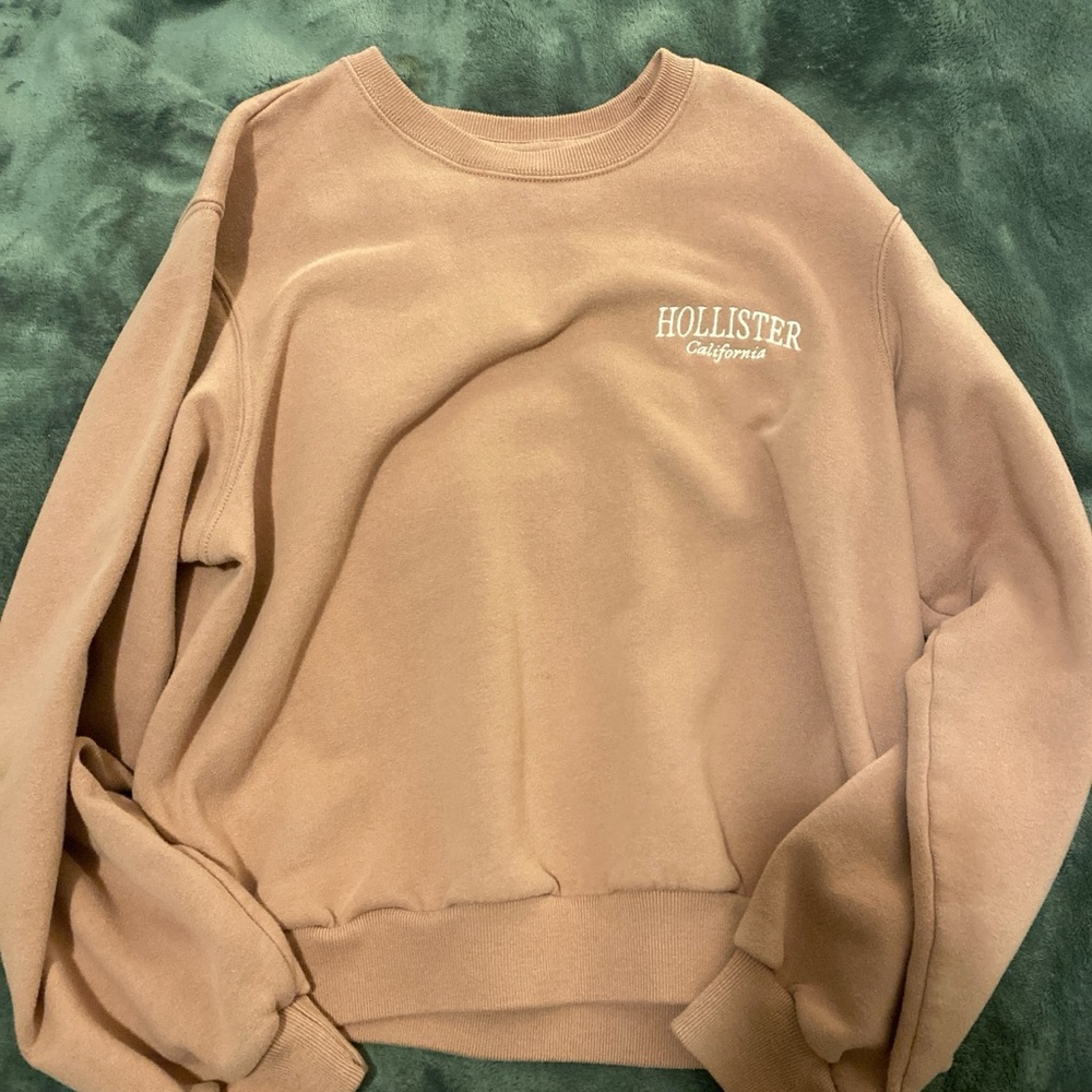 Hollister Tan Crewneck Sweatshirt